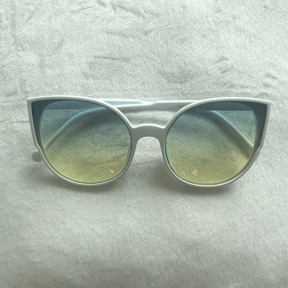 🧡Oversized Glam Cat Eye Gradient Shades